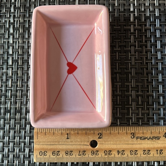 Valentine's Day Beautiful Ceramic Pink Houses & Ceramic Trinket Dish. New. - Picture 12 of 12